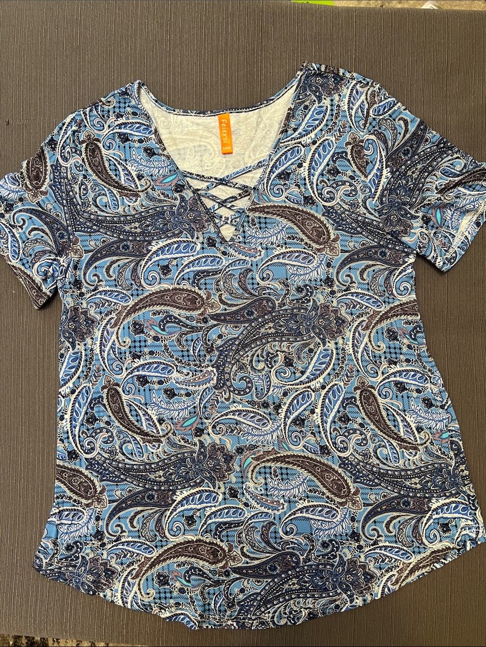 NWOT**Paisley Lace-Up V-Neck Women’s Top - Blues ~ SZ LARGE